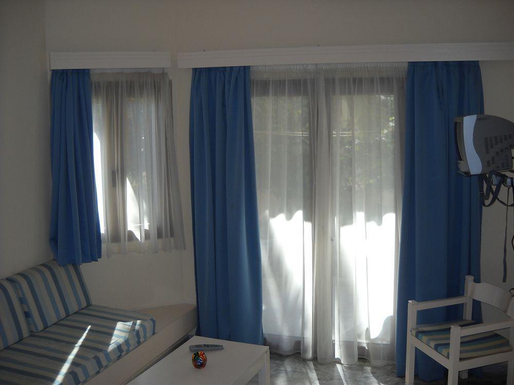 Katerini Apartments Hotel Platanes  Exterior photo