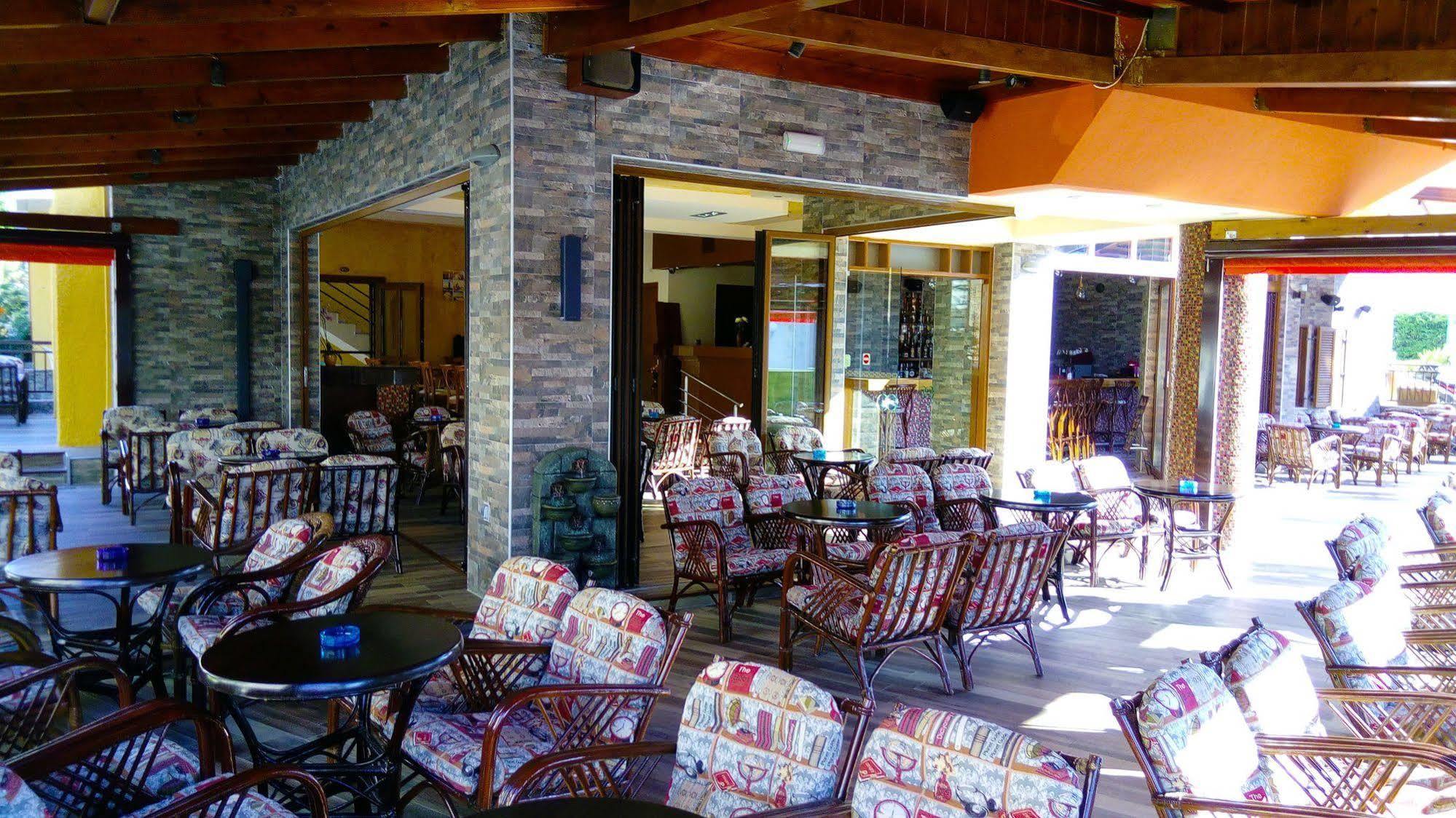 Katerini Apartments Hotel Platanes  Exterior photo